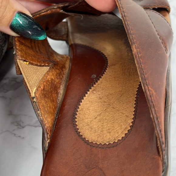 ARIAT Brown Leather Crossover Sandals Open Toe Style 96722 Size 8B Classic - Picture 10 of 12